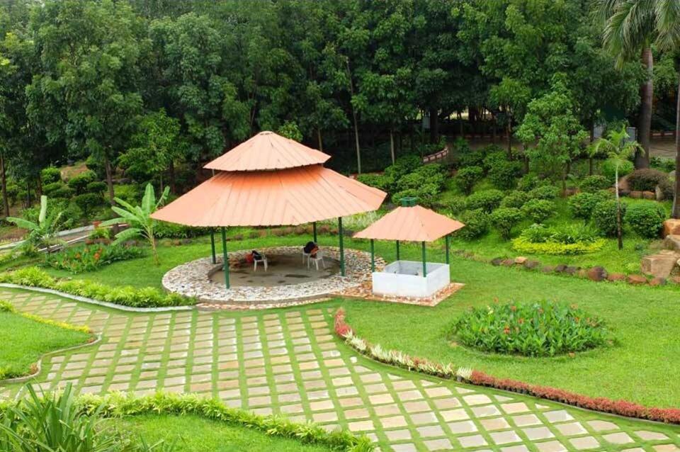 Pragati Resorts Kundakal ภายนอก รูปภาพ